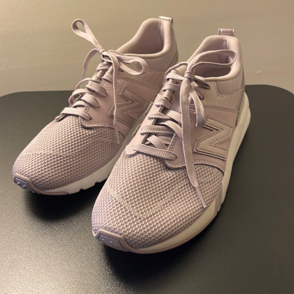 Brand New (without tags) NEW BALANCE 009 Sneakers-lavender